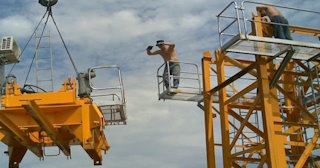 Демонтаж башенного крана в Моршанске - услуги по демонтажу от Сварной-Мрш от 1535 руб.